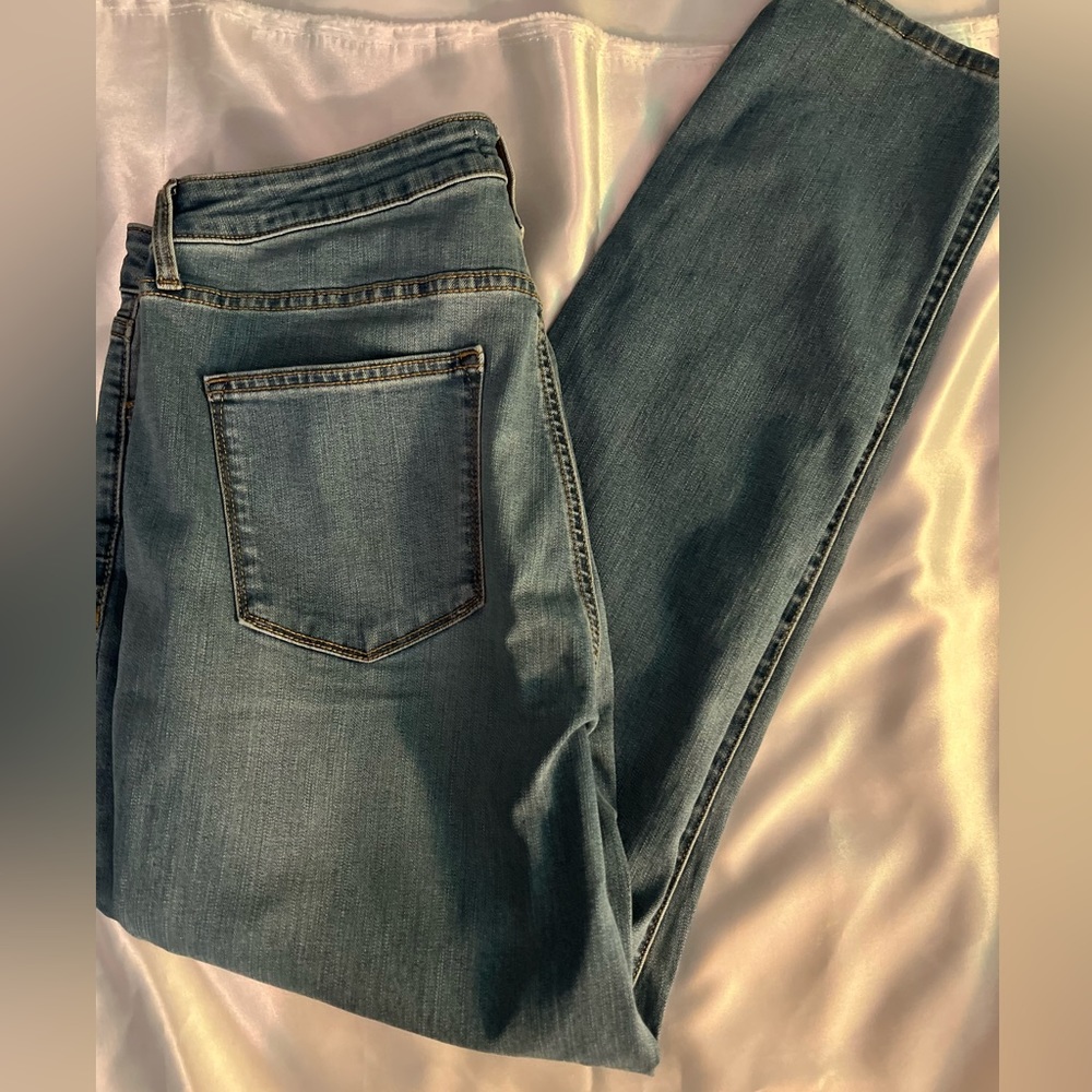 Skinny jeans